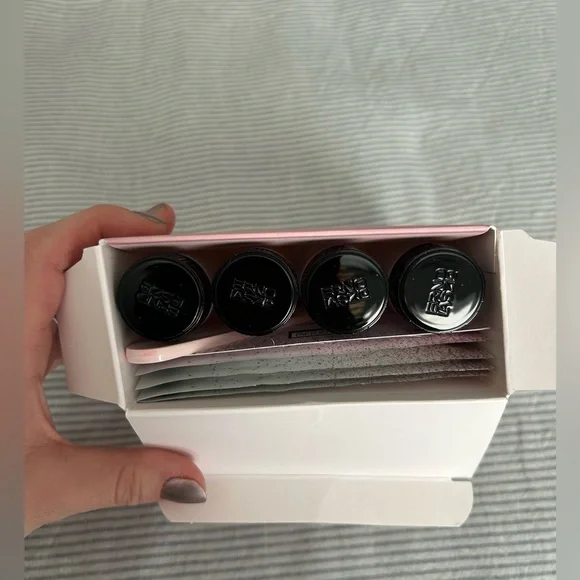 ERNO LASZLO VTM MASK 4-pk - Picture 2 of 3